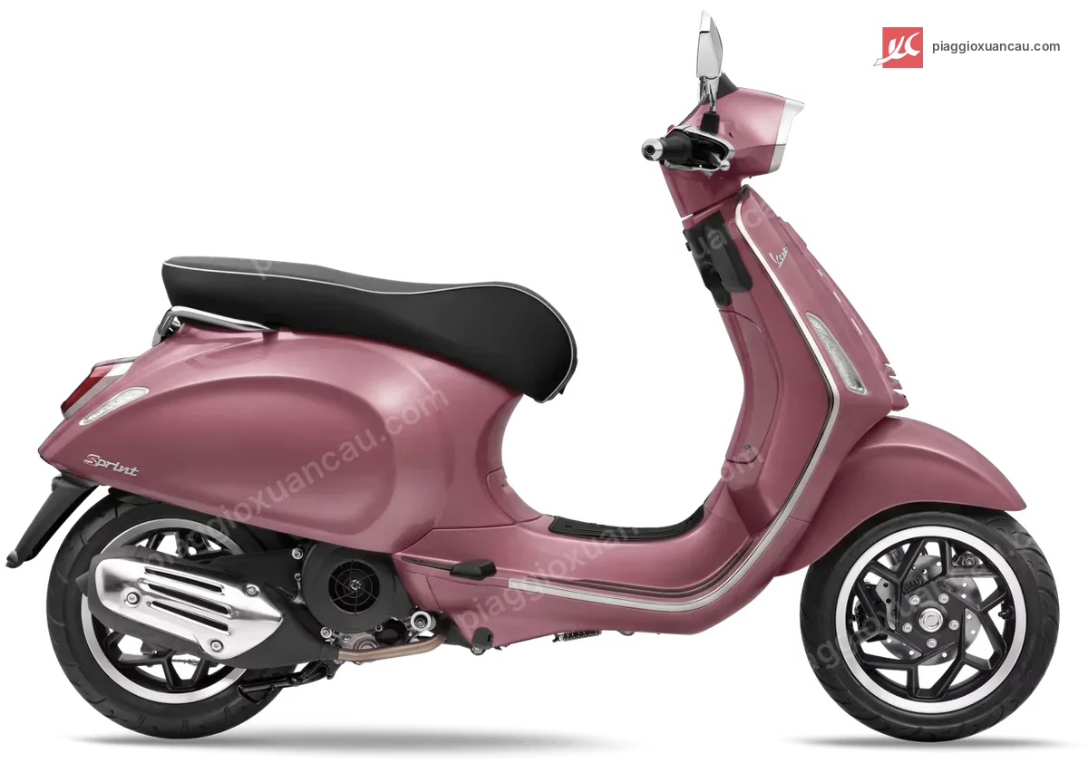 Vespa Sprint 125 màu Pink, nhìn ngang