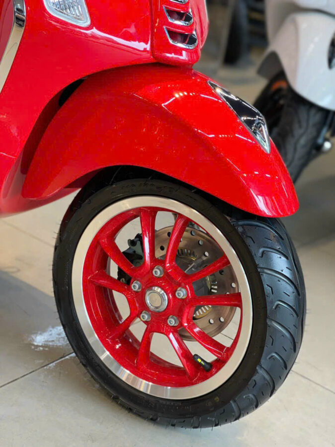 vespa primavera 125 red xuan cau 5