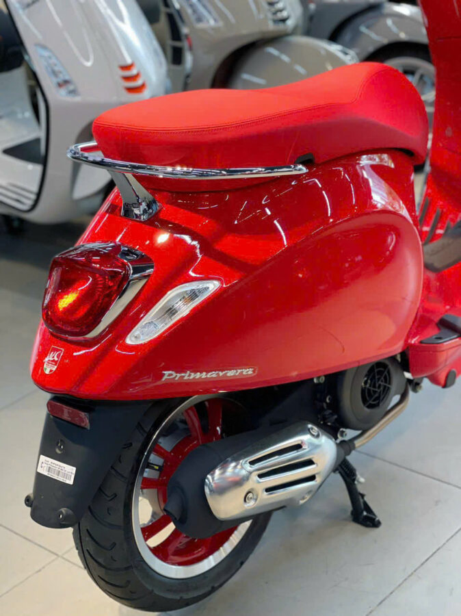 vespa primavera 125 red xuan cau 6