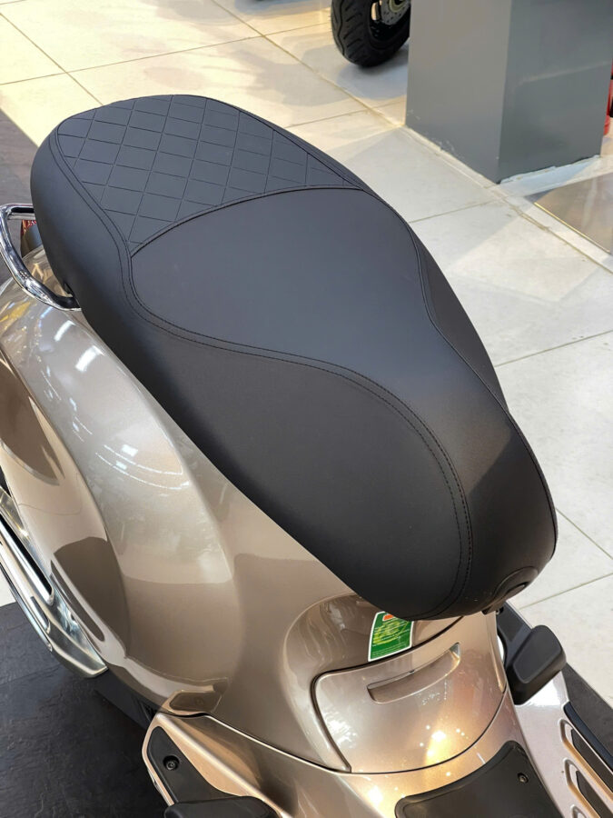 Yên xe Vespa Sprint S TFT 125