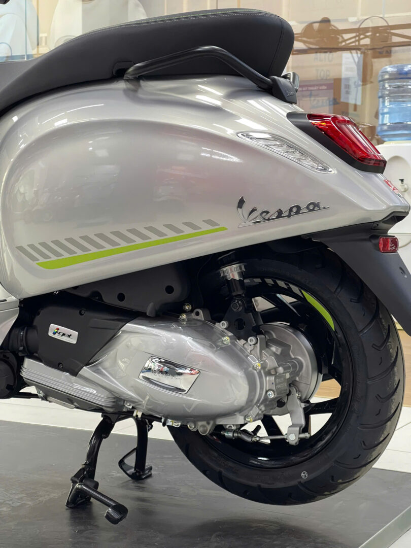 Vespa Sprint Tech 2025: Sự kết hợp hoàn hảo giữa công nghệ tiên tiến và thiết kế vượt thời gian 11 vespa sprint tech 125 150 piaggioxuancau.com 10