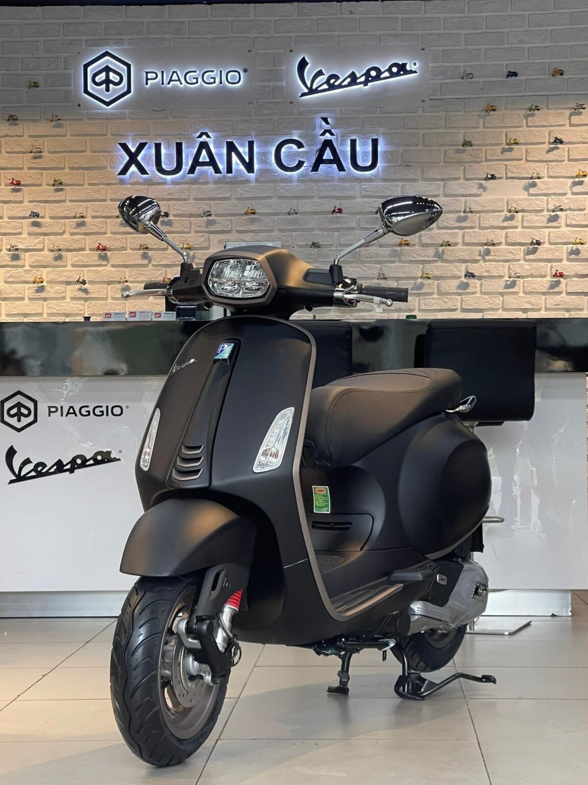 Review chi tiết xe Vespa Sprint S TFT 150 - Piaggio Xuân Cầu