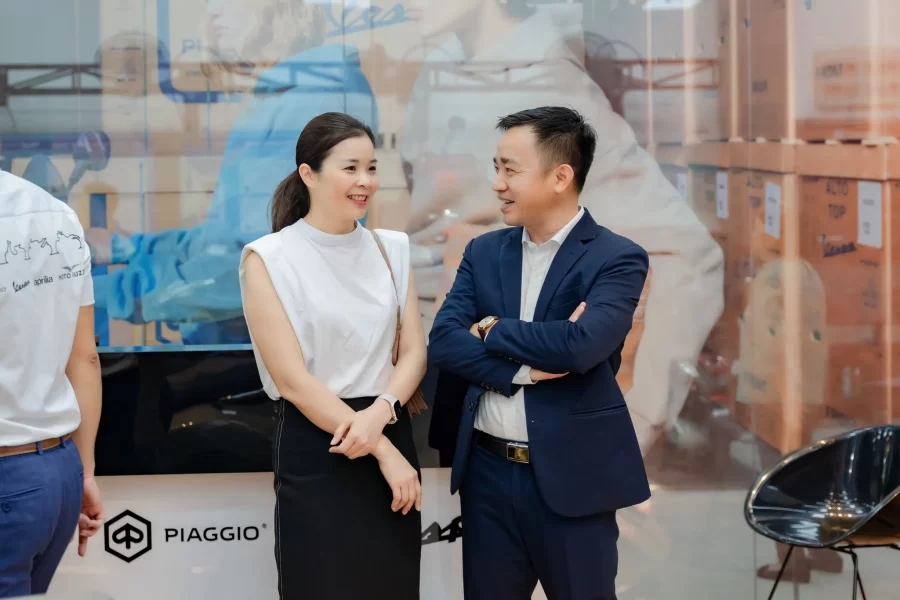 khai truong showroom piaggio xuan cau 14 hoang quoc viet 18