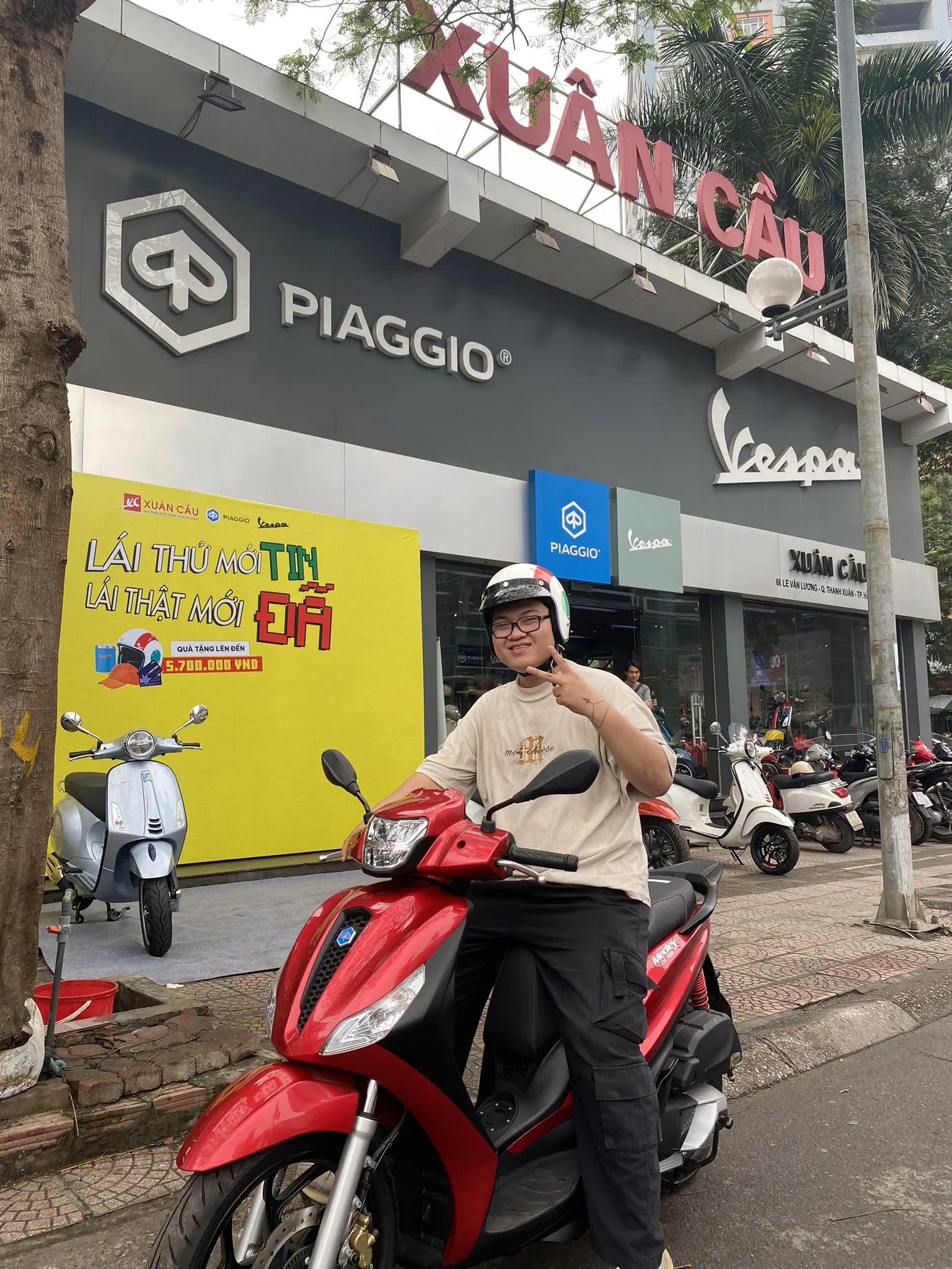 mu bao hiem vespa free style 12