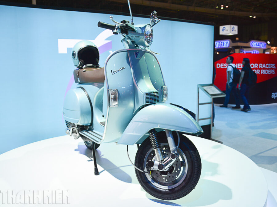 Thân xe bo tròn trên vespa gts super tech 300