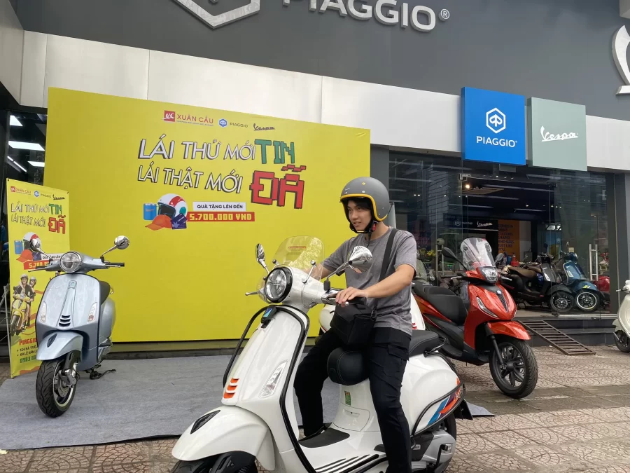 lai thu vespa piaggio xuan cau 11