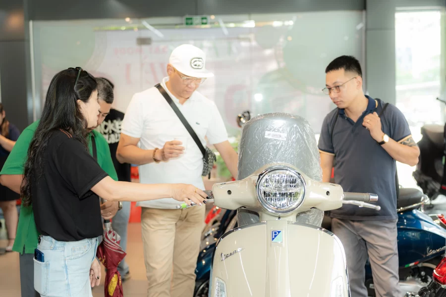 lai thu vespa piaggio xuan cau 4