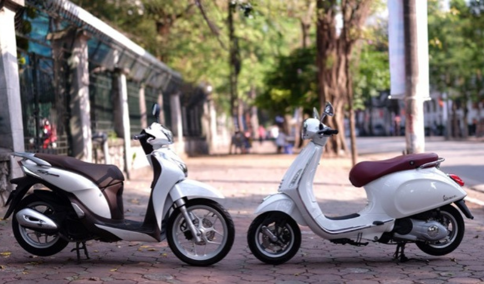 So sánh Vespa Sprint và Honda SH Mode: Nên chọn xe nào?