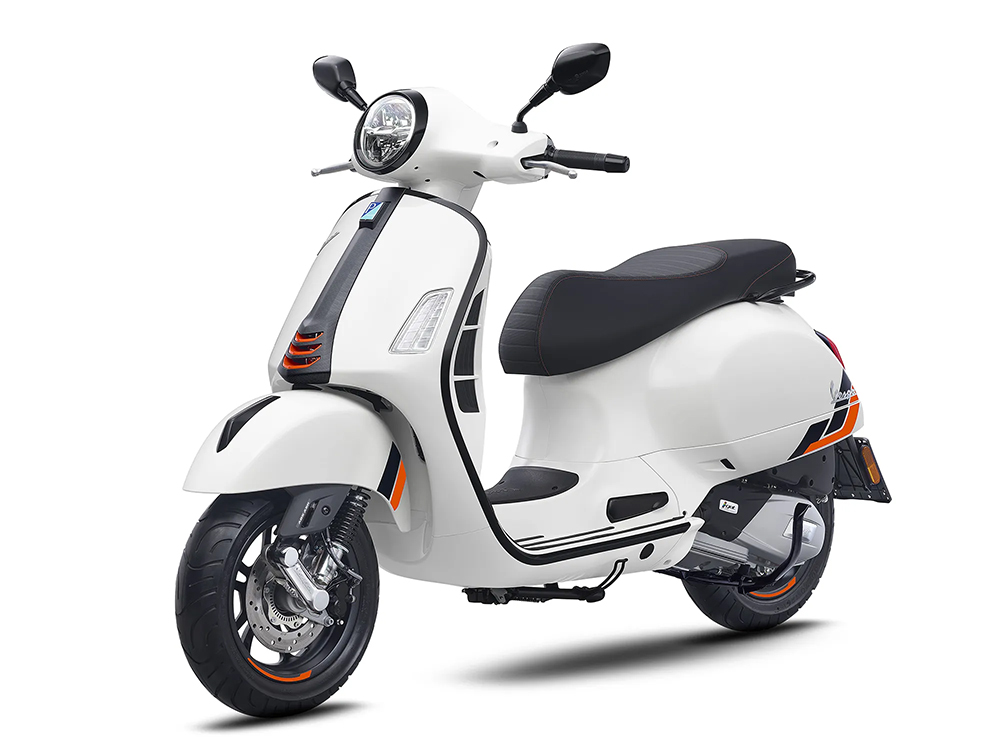 vespa-gts-super-sport-150-trang-piaggioxuancau vespa gts super sport 150 trang