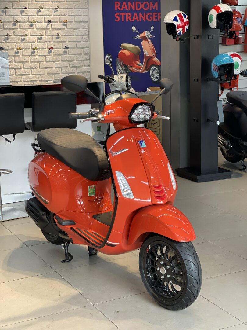 vespa sprint 150 orange tramonta tenace vespa xuan cau 1