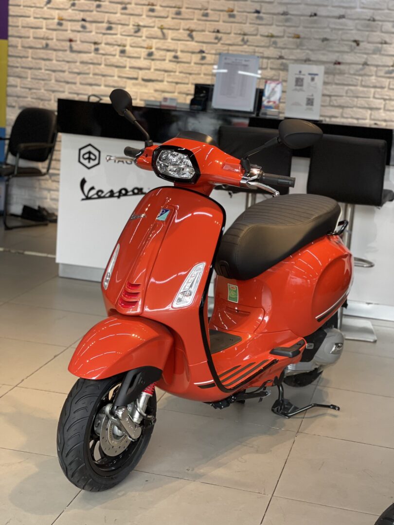 vespa sprint 150 orange tramonta tenace vespa xuan cau 3