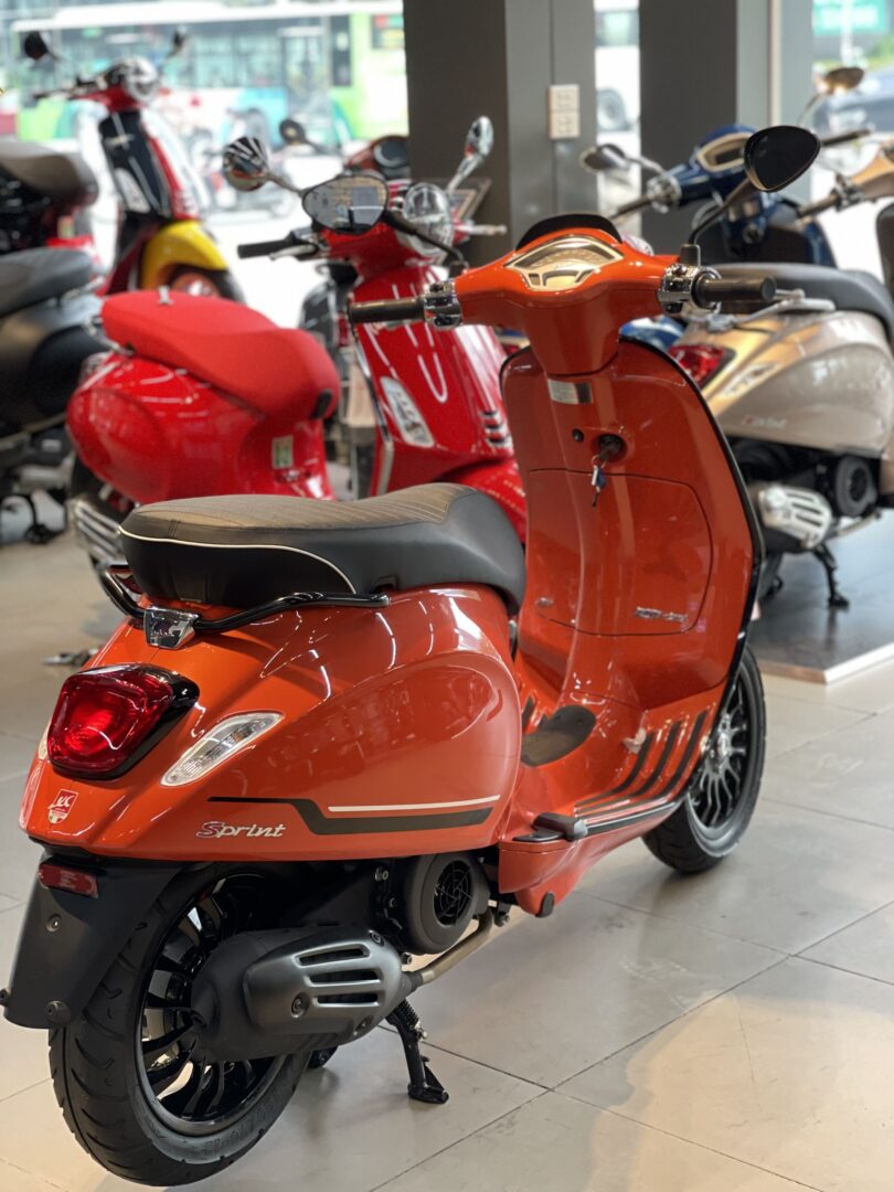 vespa sprint 150 orange tramonta tenace vespa xuan cau 4