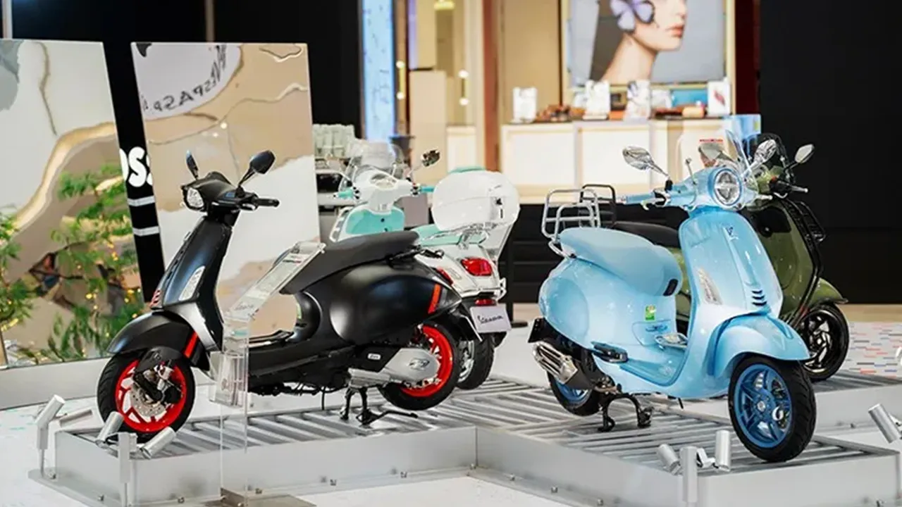 Piaggio Việt Nam trưng bày dàn xe ga Vespa đậm chất nghệ thuật ở TP.HCM