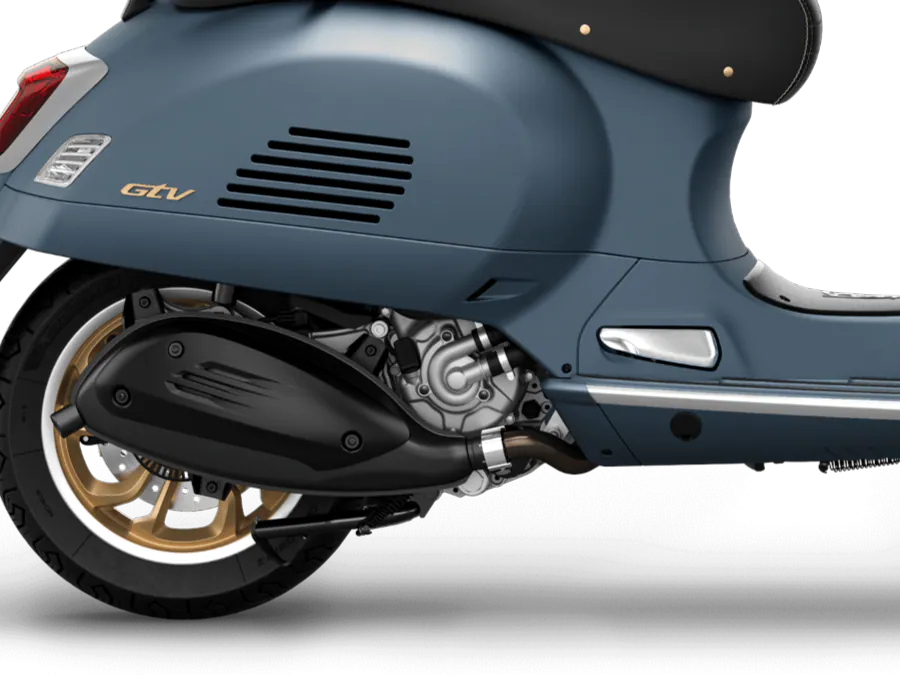 Vespa GTV Officina 8 engine 900x675 1