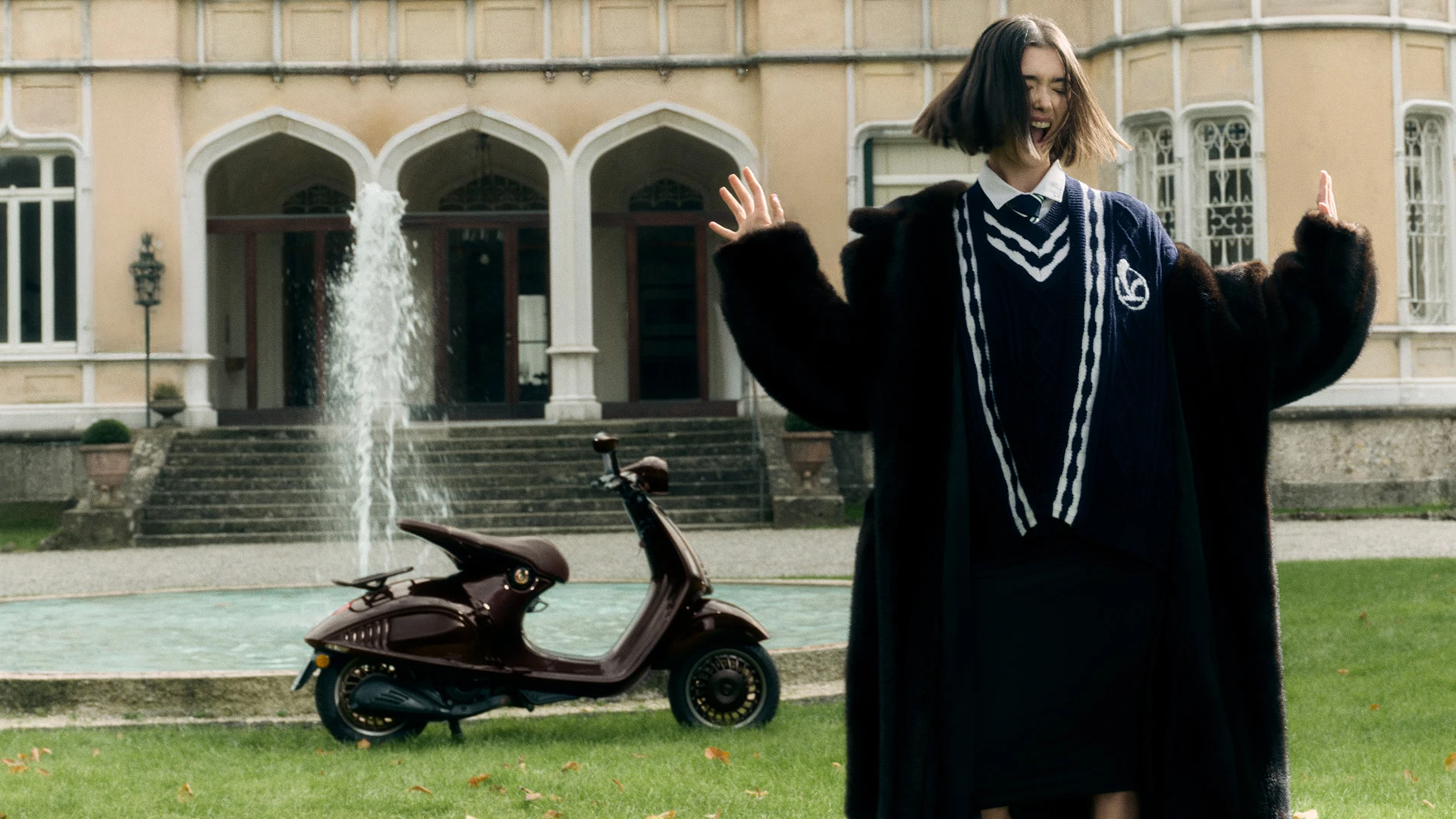 Vespa-946-Horse-2026-PiaggioXuanCau-9