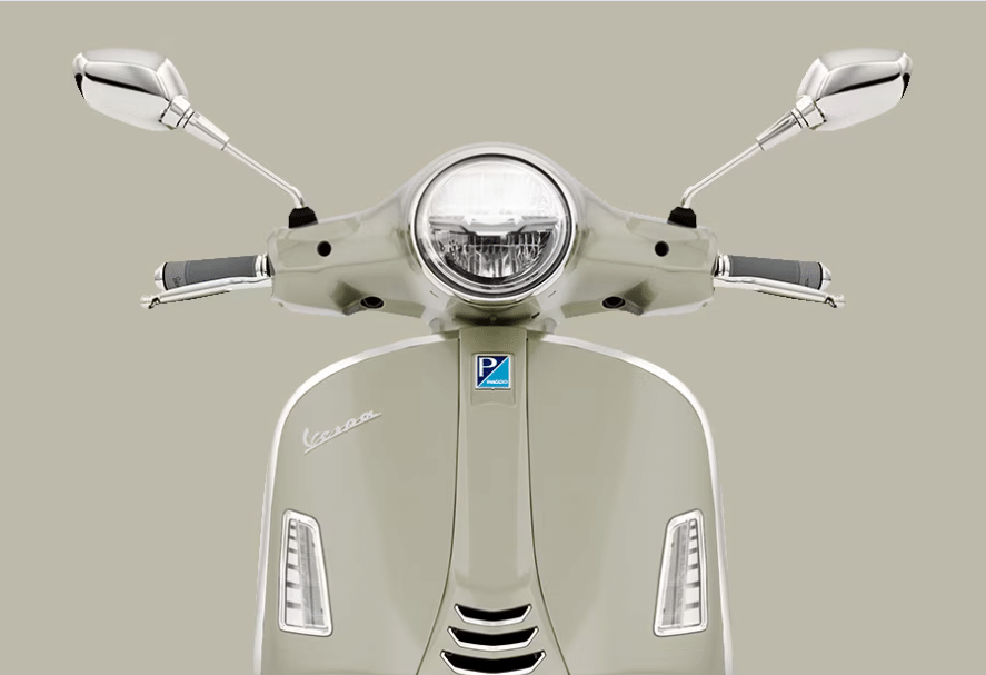 Vespa GTS 125 1 Vespa-GTS-125-PiaggioXuanCau (2)